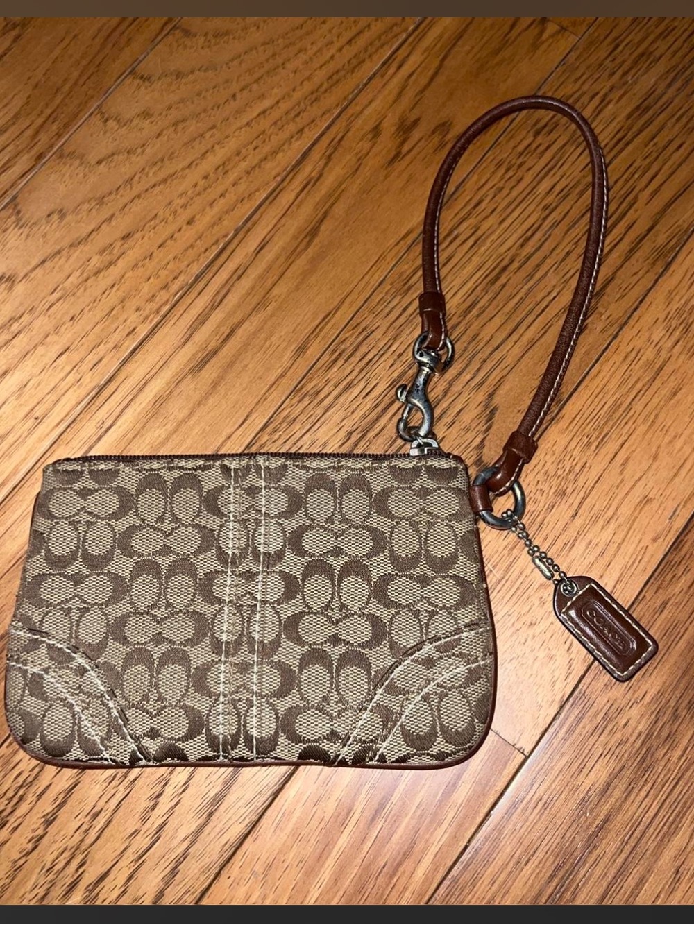 Vintage Y2K Coach Wristlet Brown